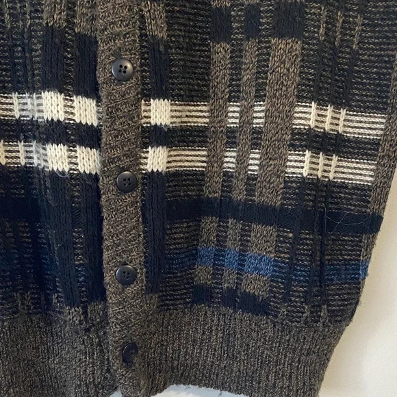 Vintage Campus Plaid Knit Vest Button Front V neck size Small oversized - Picture 3 of 10